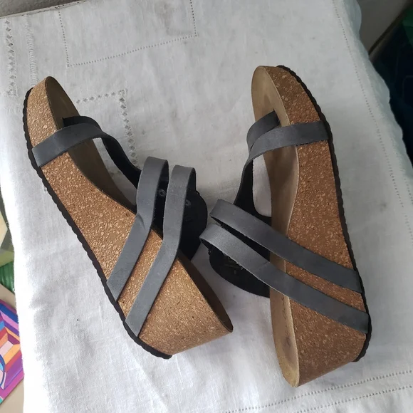 BioGold Wedge Sandals Size 8 - Picture 7 of 17